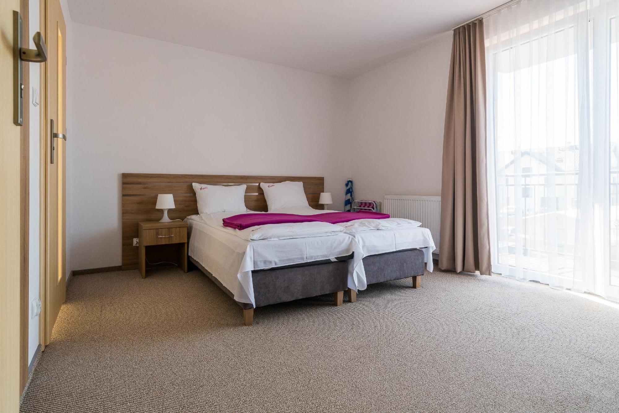 Magnolia Pokoje I Apartamenty דאובקי מראה חיצוני תמונה
