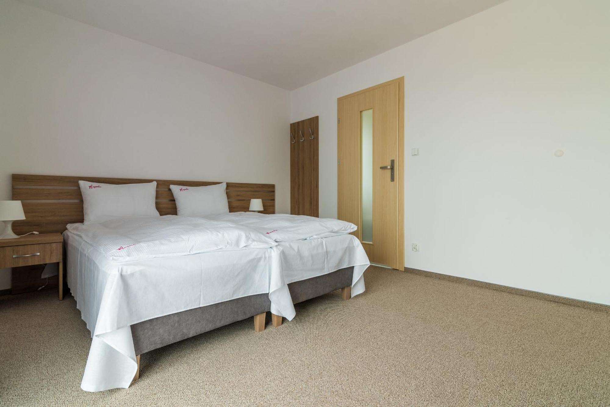 Magnolia Pokoje I Apartamenty דאובקי מראה חיצוני תמונה