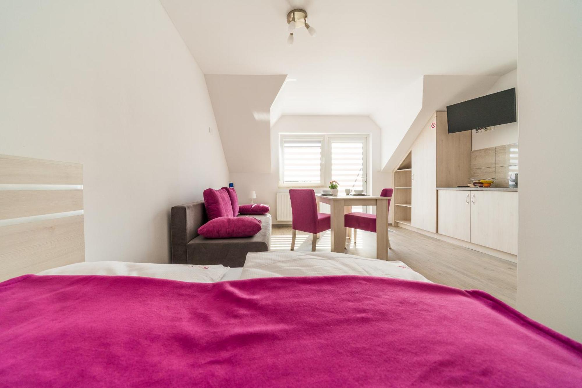 Magnolia Pokoje I Apartamenty דאובקי מראה חיצוני תמונה