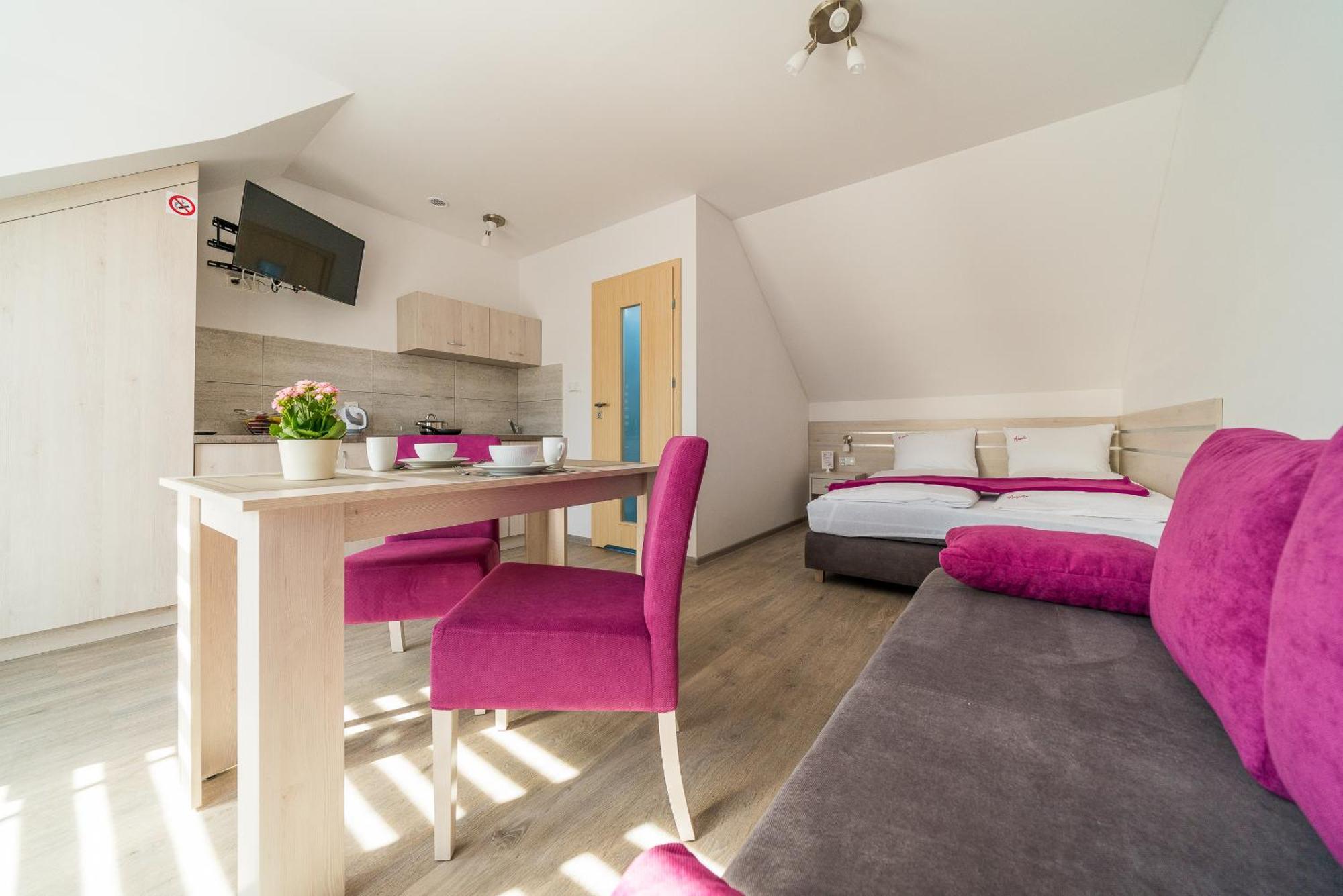 Magnolia Pokoje I Apartamenty דאובקי מראה חיצוני תמונה