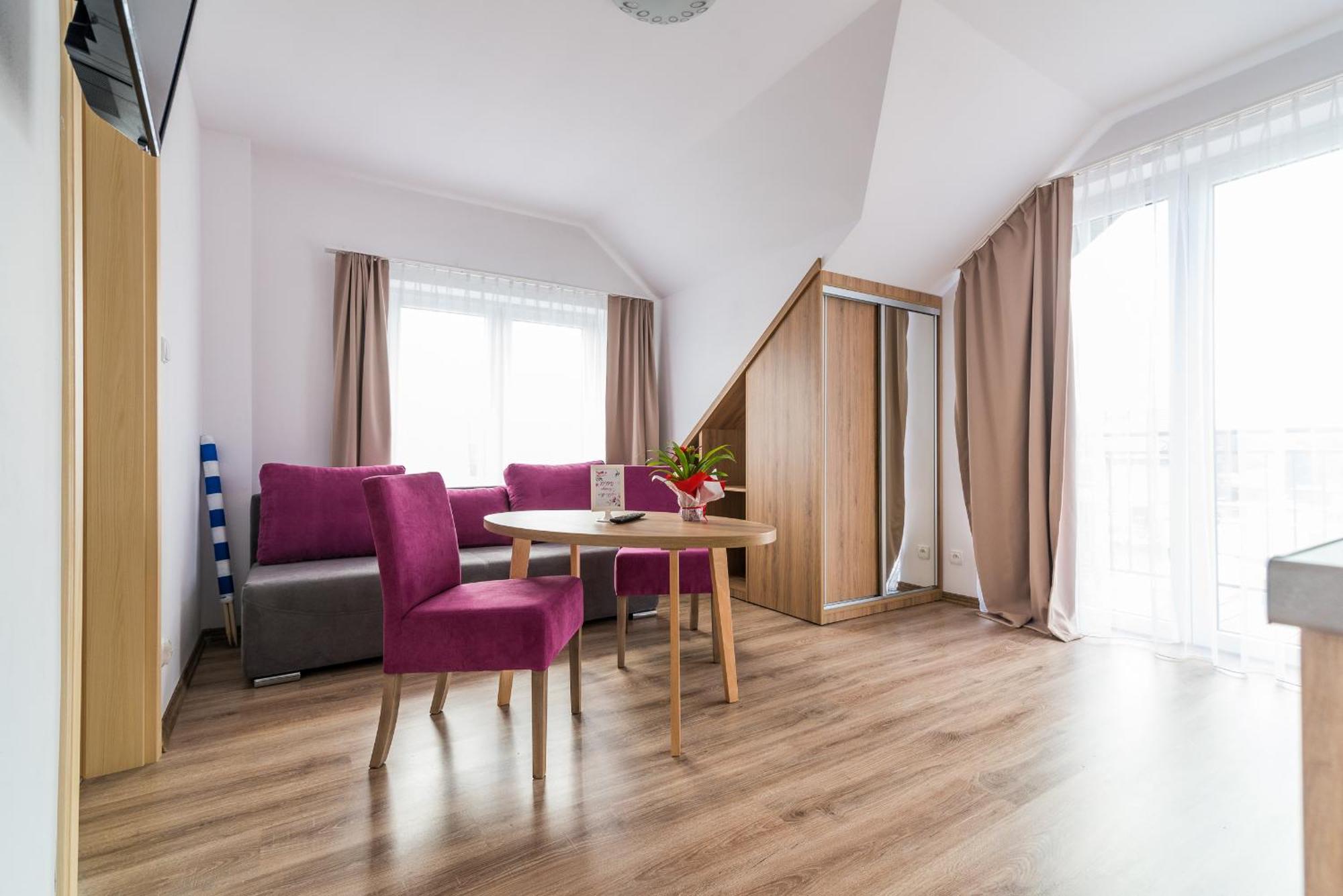 Magnolia Pokoje I Apartamenty דאובקי מראה חיצוני תמונה