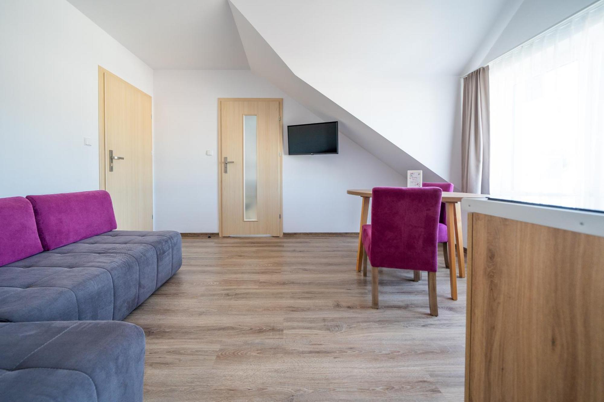 Magnolia Pokoje I Apartamenty דאובקי מראה חיצוני תמונה